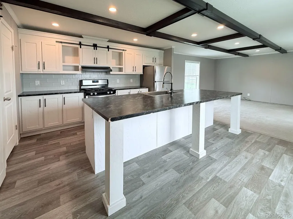 258 Diamond Circle Northfield Township MI 48189