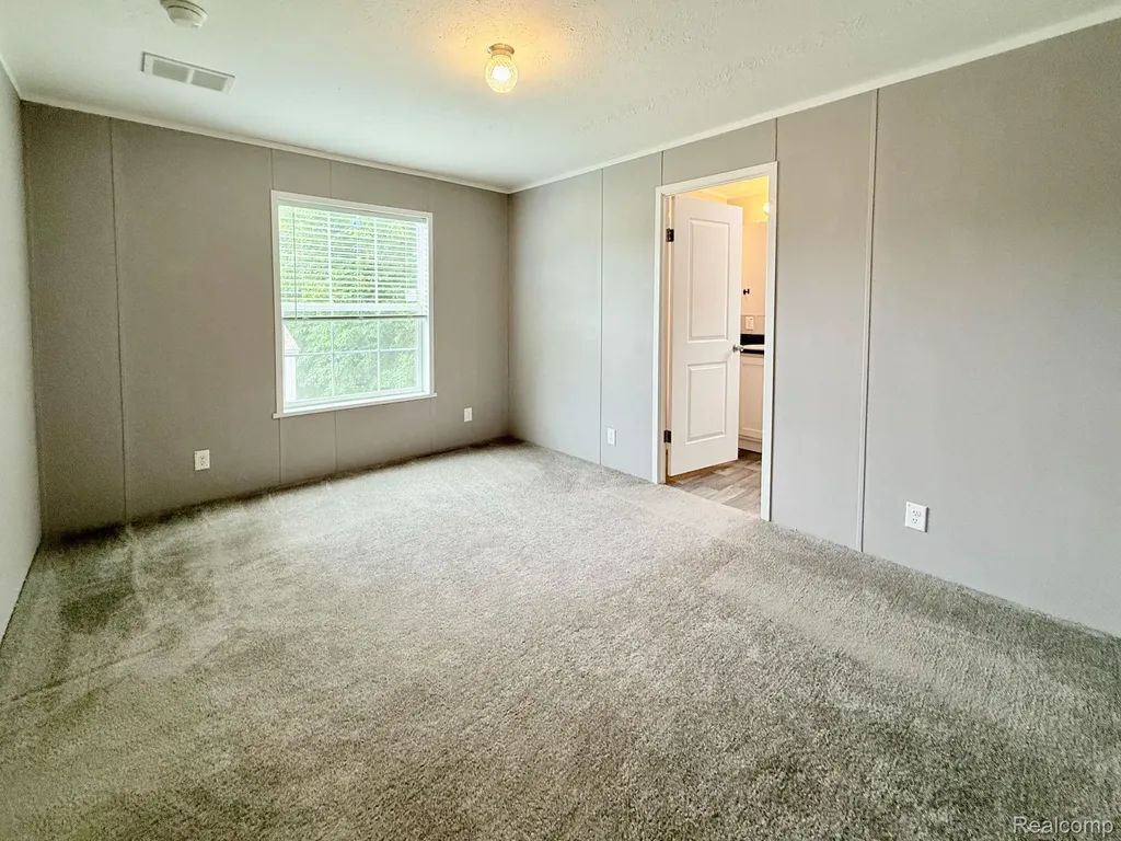258 Diamond Circle Northfield Township MI 48189