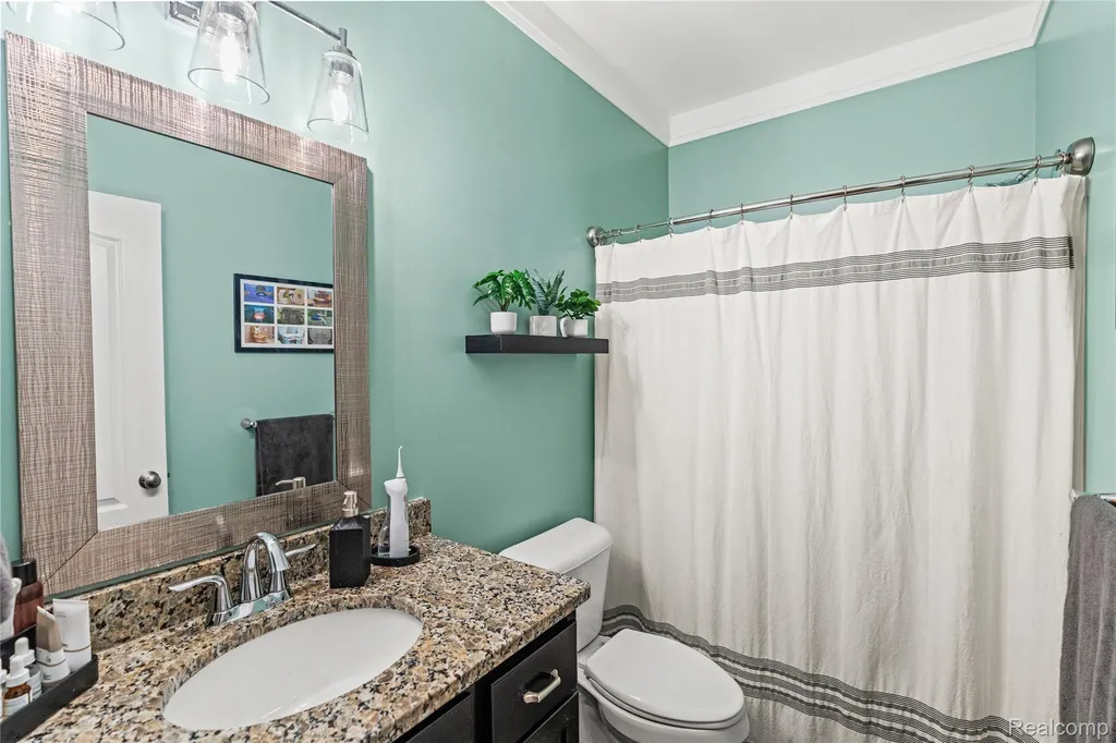 322 Hidden River E Holly Township MI 48442