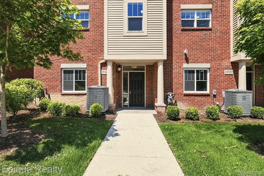 25549 Grandview Lane Novi City MI 48375