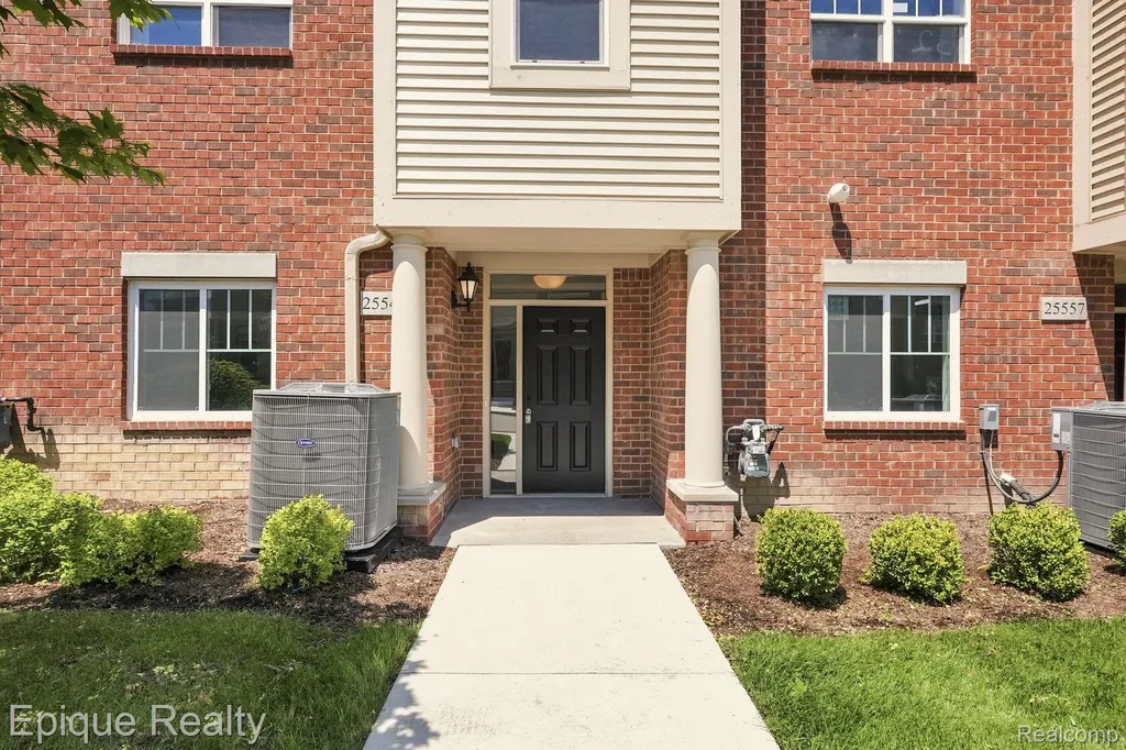 25549 Grandview Lane Novi City MI 48375