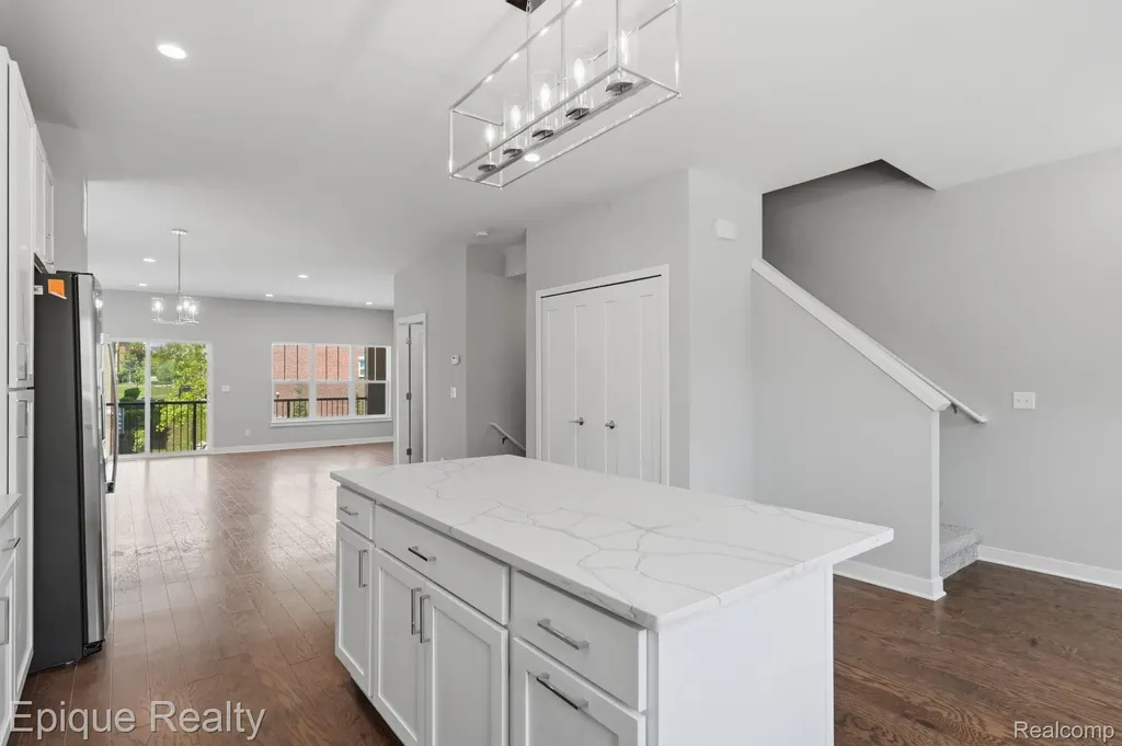 25549 Grandview Lane Novi City MI 48375