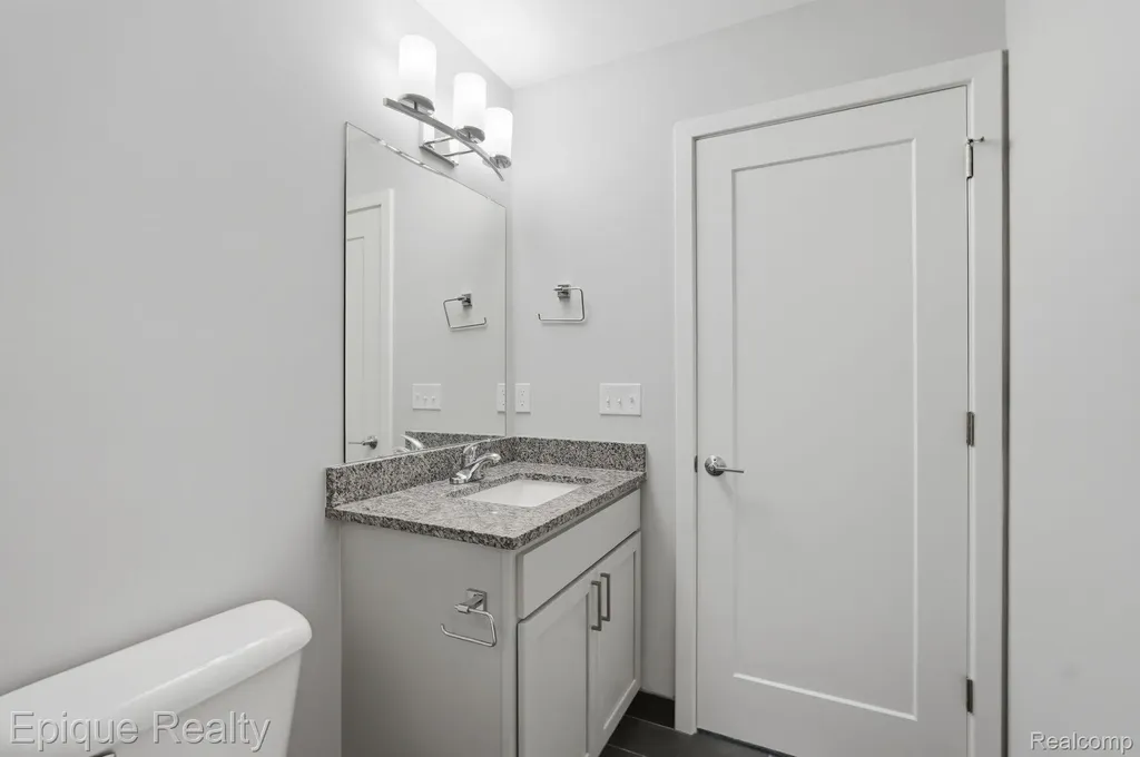 25558 Grandview Lane Novi City MI 48375