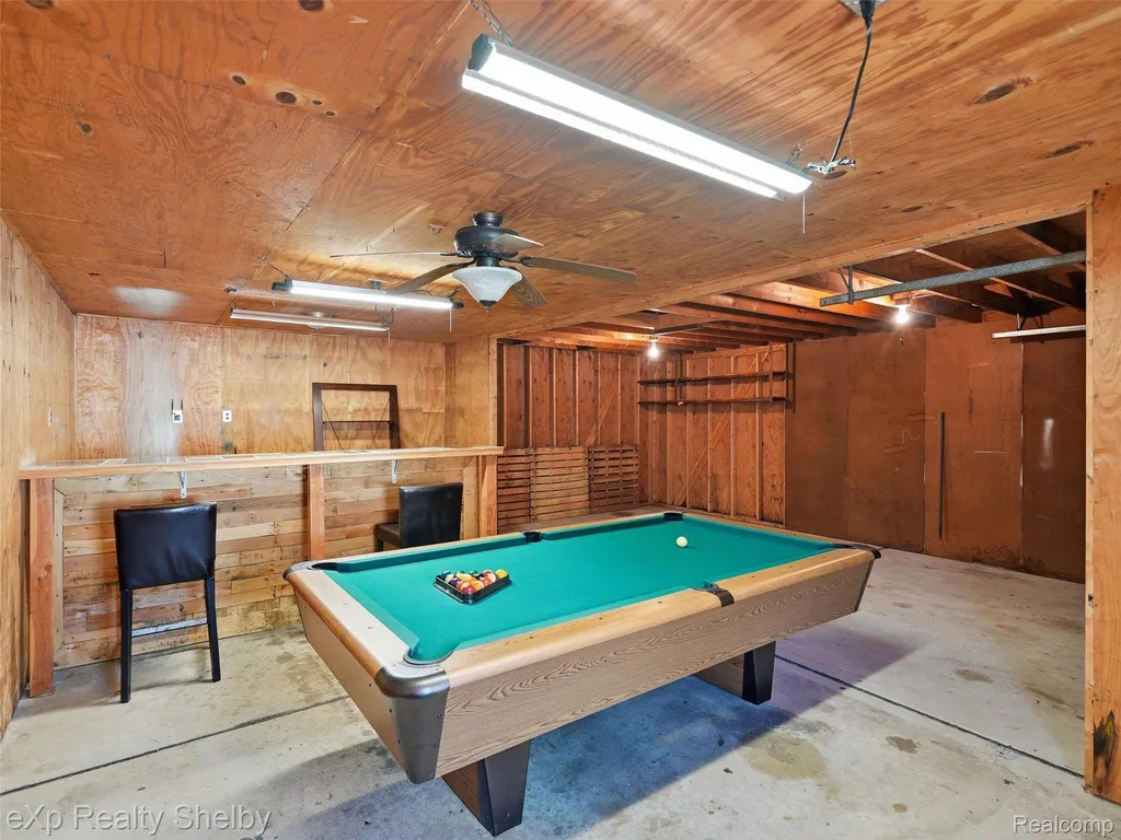 36346 Winterset Drive Clinton Charter Township MI 48035