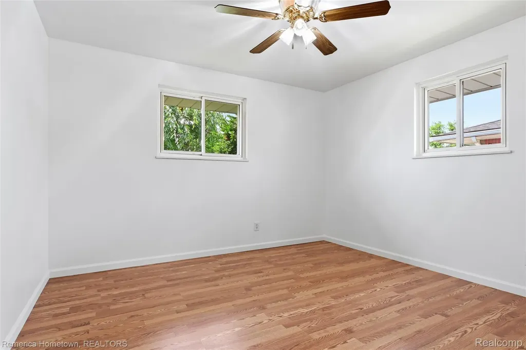 34032 Blackfoot Street Westland City MI 48185