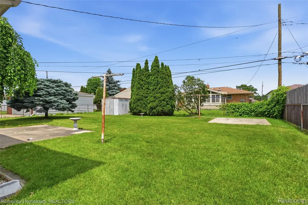 34032 Blackfoot Street Westland City MI 48185