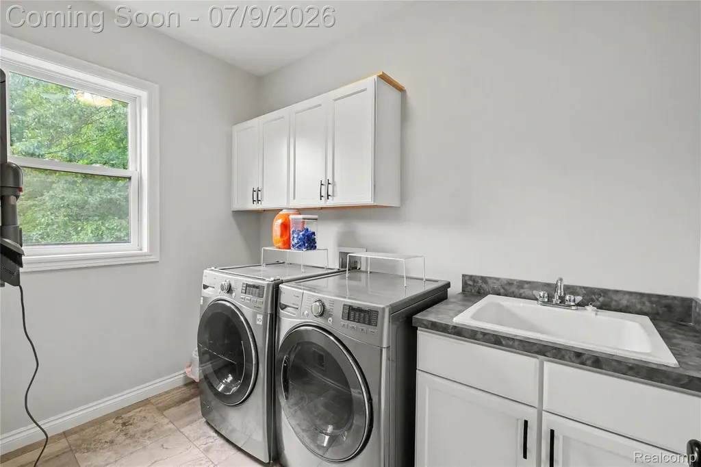 3544 Woodridge Drive Genoa Township MI 48843