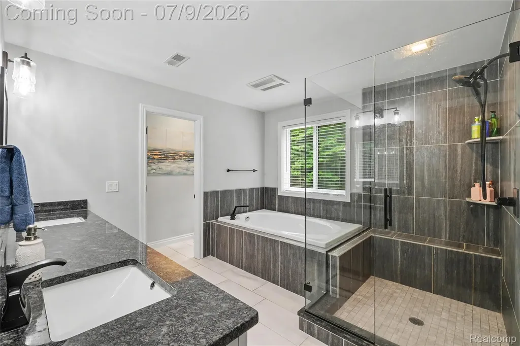 3544 Woodridge Drive Genoa Township MI 48843