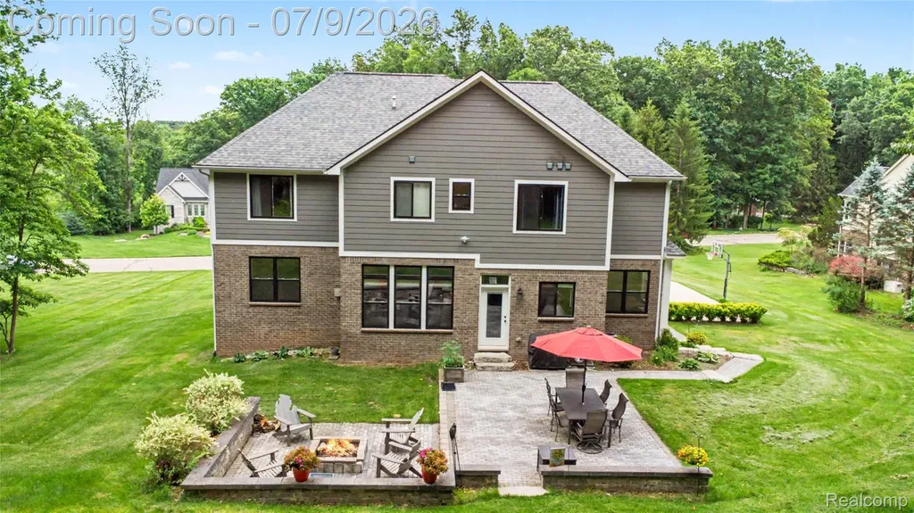 3544 Woodridge Drive Genoa Township MI 48843