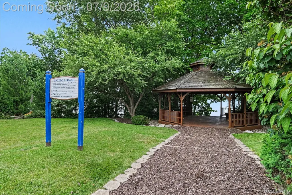 3544 Woodridge Drive Genoa Township MI 48843