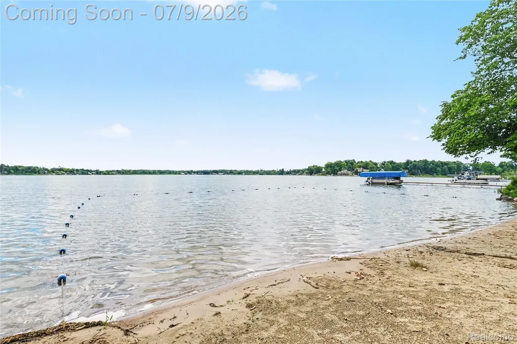 3544 Woodridge Drive Genoa Township MI 48843