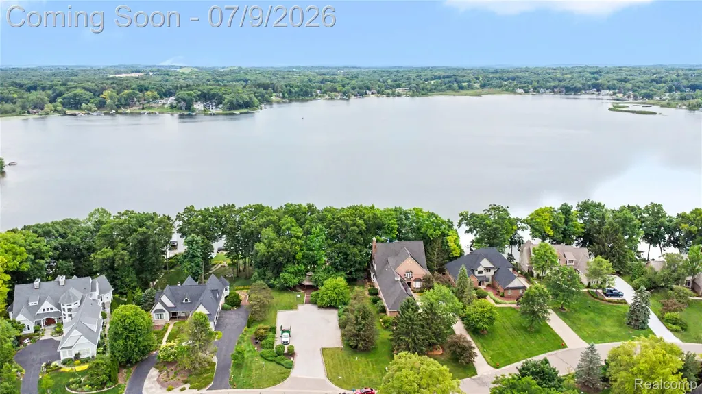 3544 Woodridge Drive Genoa Township MI 48843