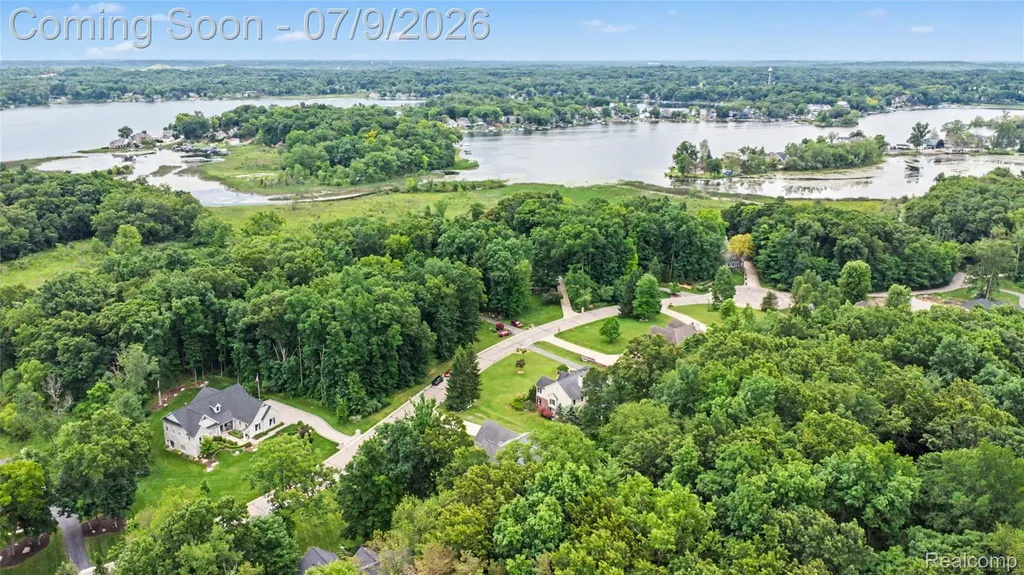 3544 Woodridge Drive Genoa Township MI 48843