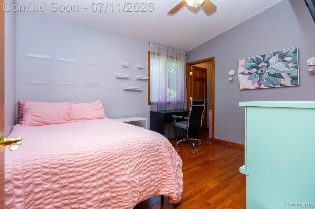 6345 Lanman Drive Waterford Charter Township MI 48329