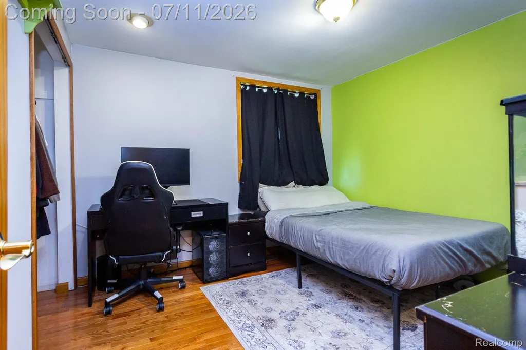 6345 Lanman Drive Waterford Charter Township MI 48329