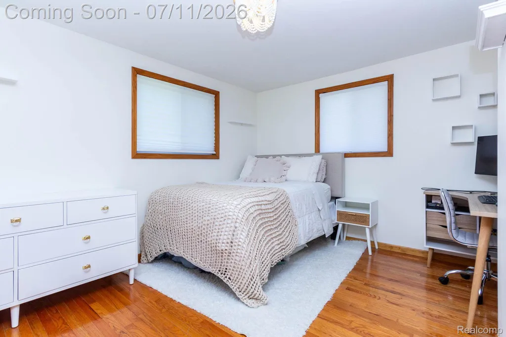 6345 Lanman Drive Waterford Charter Township MI 48329