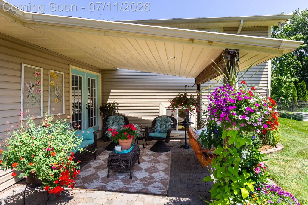 6345 Lanman Drive Waterford Charter Township MI 48329