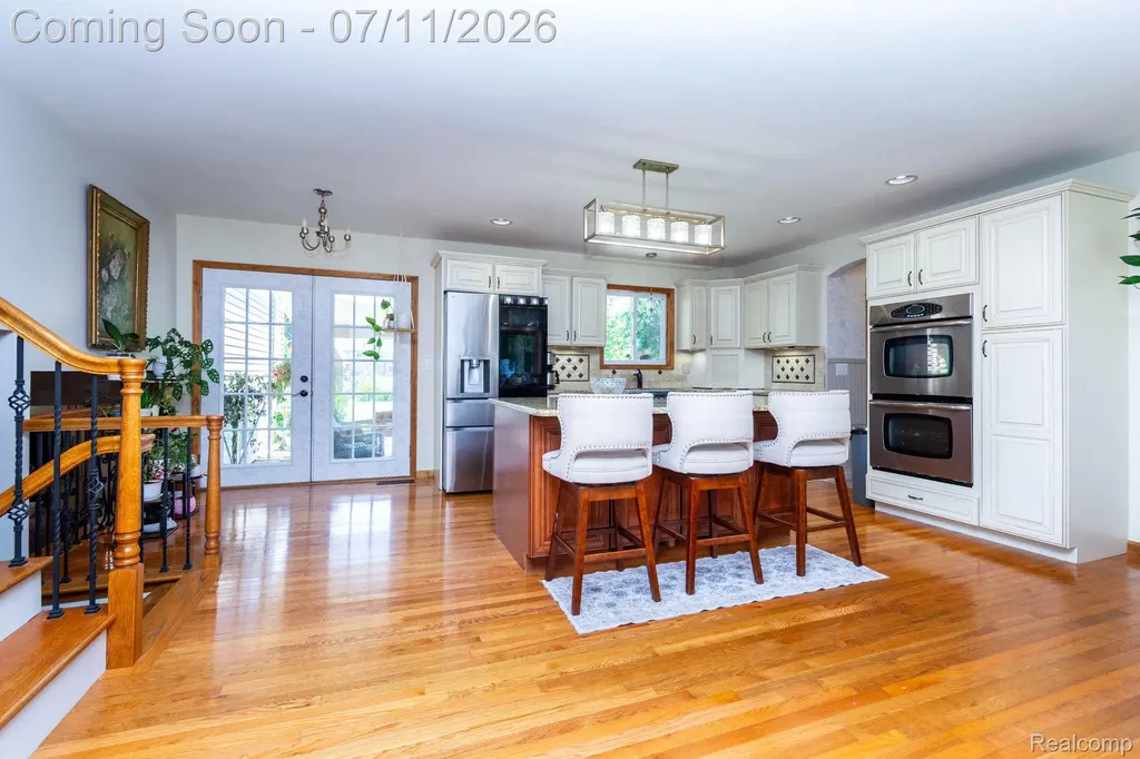 6345 Lanman Drive Waterford Charter Township MI 48329