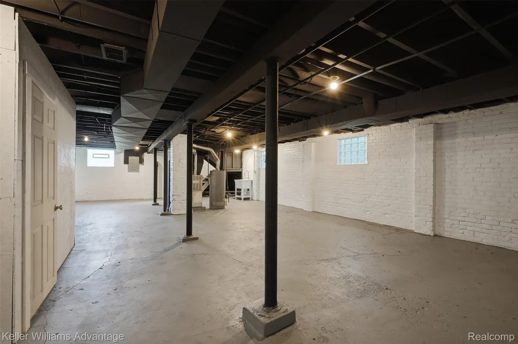 6922 Edward Street Detroit City MI 48210