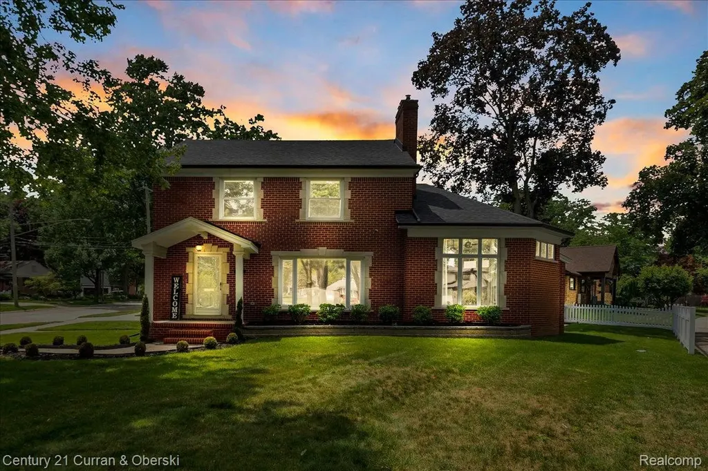 1707 Belmont Street Dearborn City MI 48128