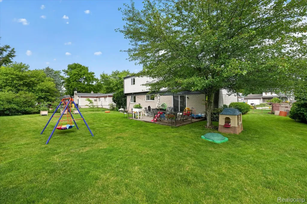 53962 Kirk Court New Baltimore City MI 48047