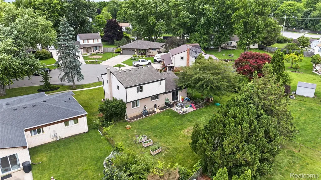 53962 Kirk Court New Baltimore City MI 48047