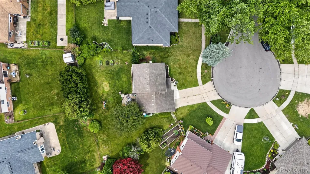 53962 Kirk Court New Baltimore City MI 48047