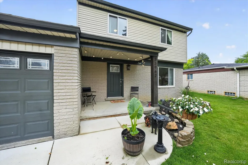 53962 Kirk Court New Baltimore City MI 48047
