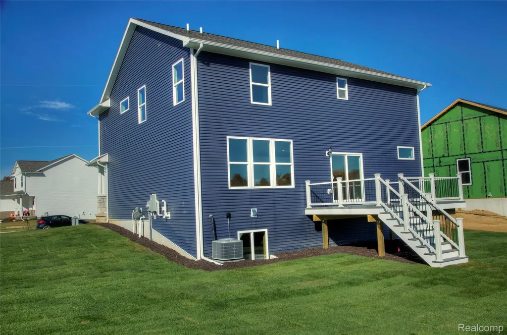 Moh 123 Gambrel Lane Marion Township MI 48843