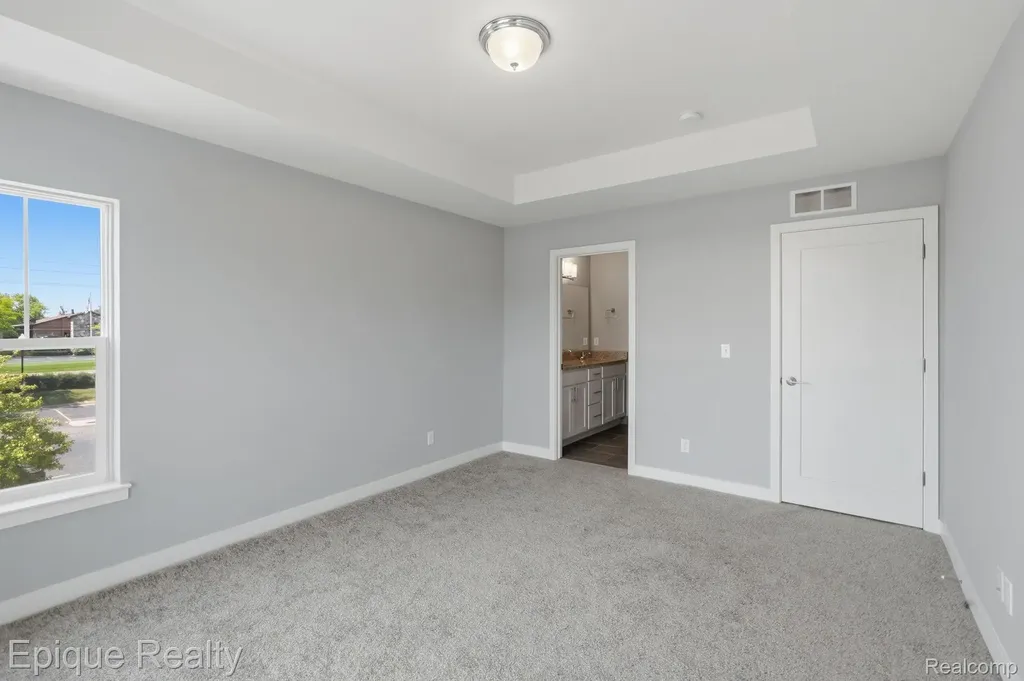 25495 Grandview Lane Novi City MI 48375