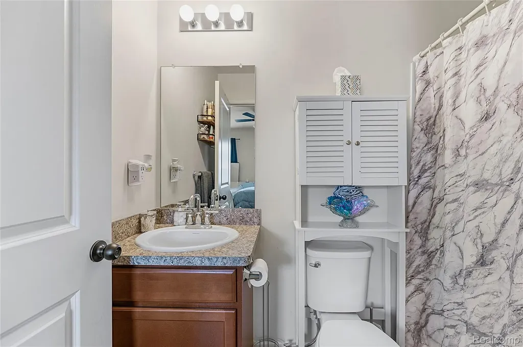 561 Parkdale Lane Ferndale City MI 48220