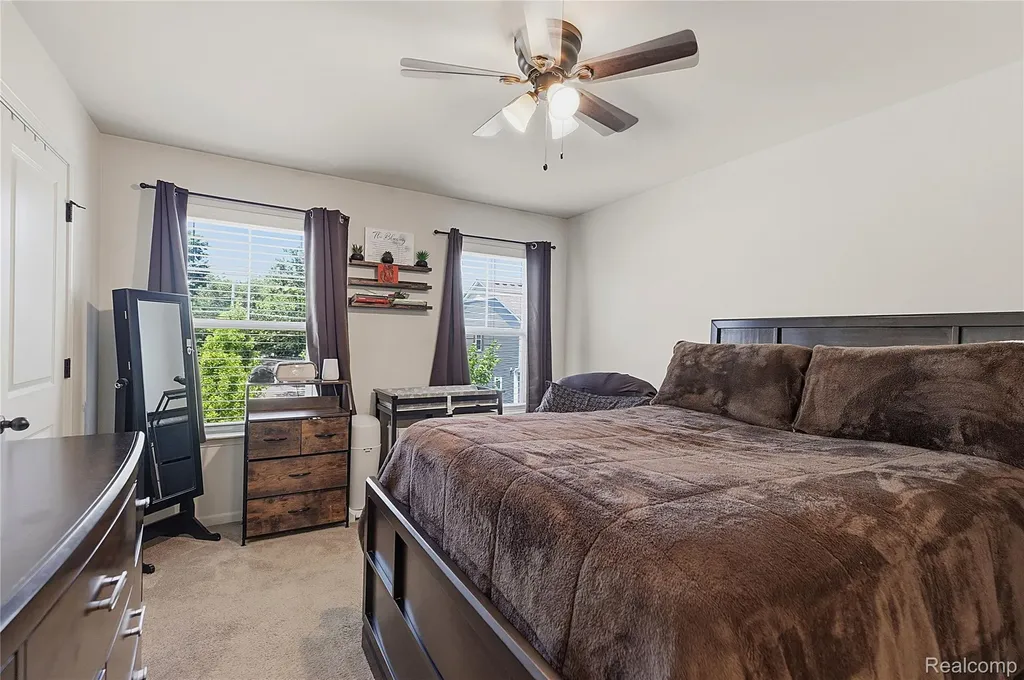 561 Parkdale Lane Ferndale City MI 48220