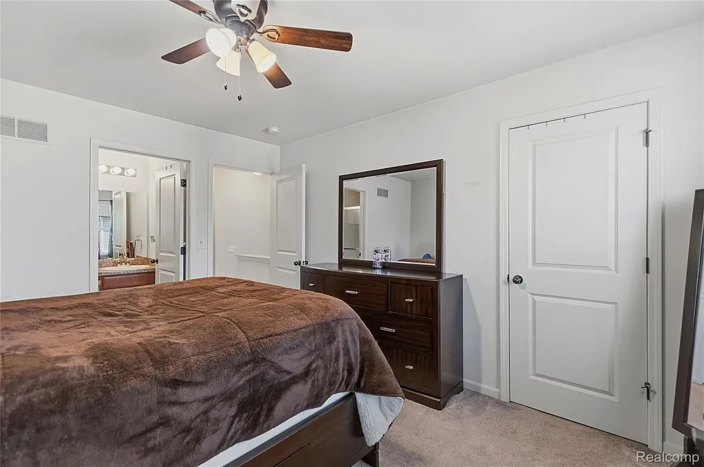561 Parkdale Lane Ferndale City MI 48220