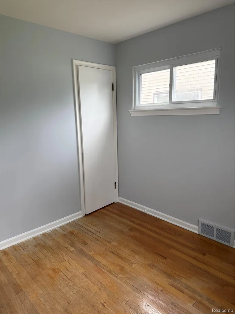 20547 Denby Redford Charter Township MI 48240