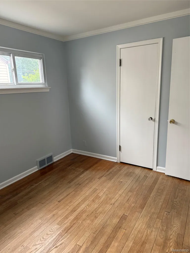 20547 Denby Redford Charter Township MI 48240