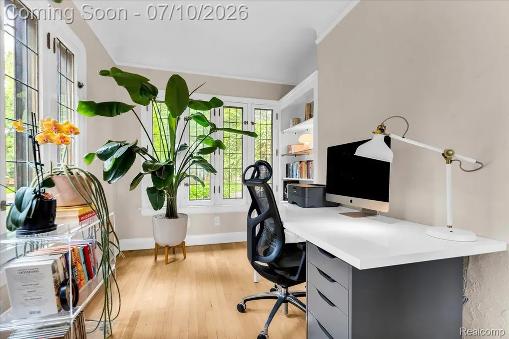 1336 Harvard Road Grosse Pointe Park City MI 48230