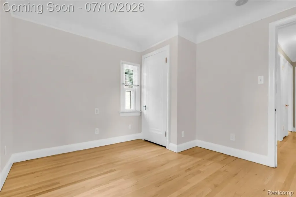 1336 Harvard Road Grosse Pointe Park City MI 48230