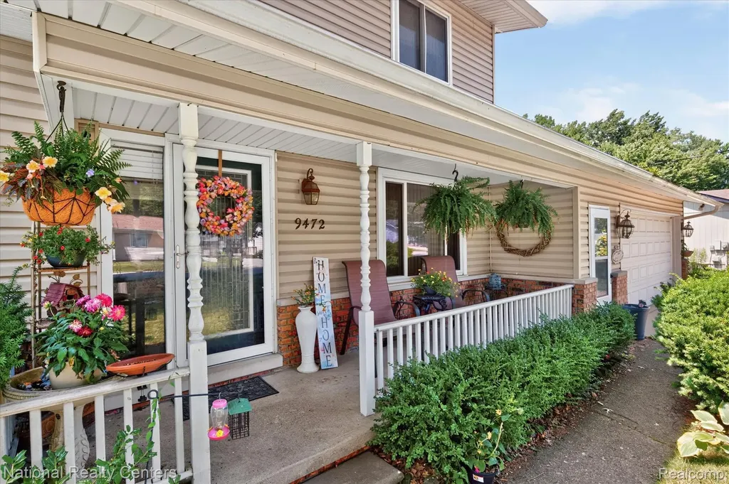 9472 Lakepointe Boulevard Clay Township MI 48001