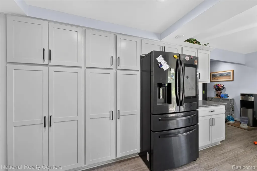 9472 Lakepointe Boulevard Clay Township MI 48001