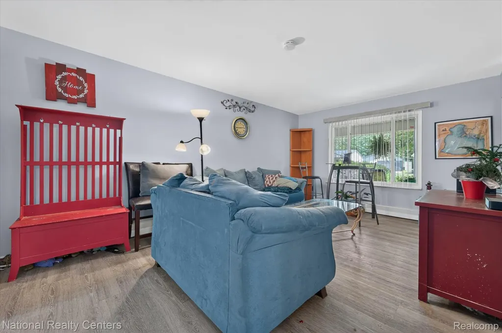 9472 Lakepointe Boulevard Clay Township MI 48001