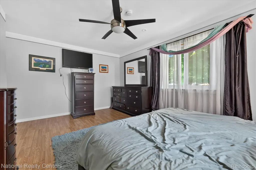 9472 Lakepointe Boulevard Clay Township MI 48001