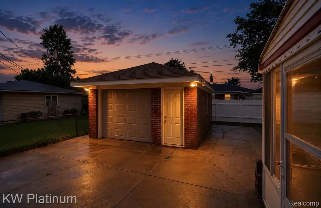 25718 Harmon Street St. Clair Shores City MI 48081