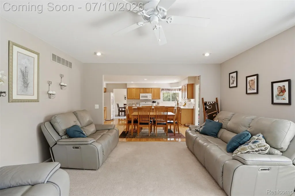 7903 Turnberry Drive Northfield Township MI 48189