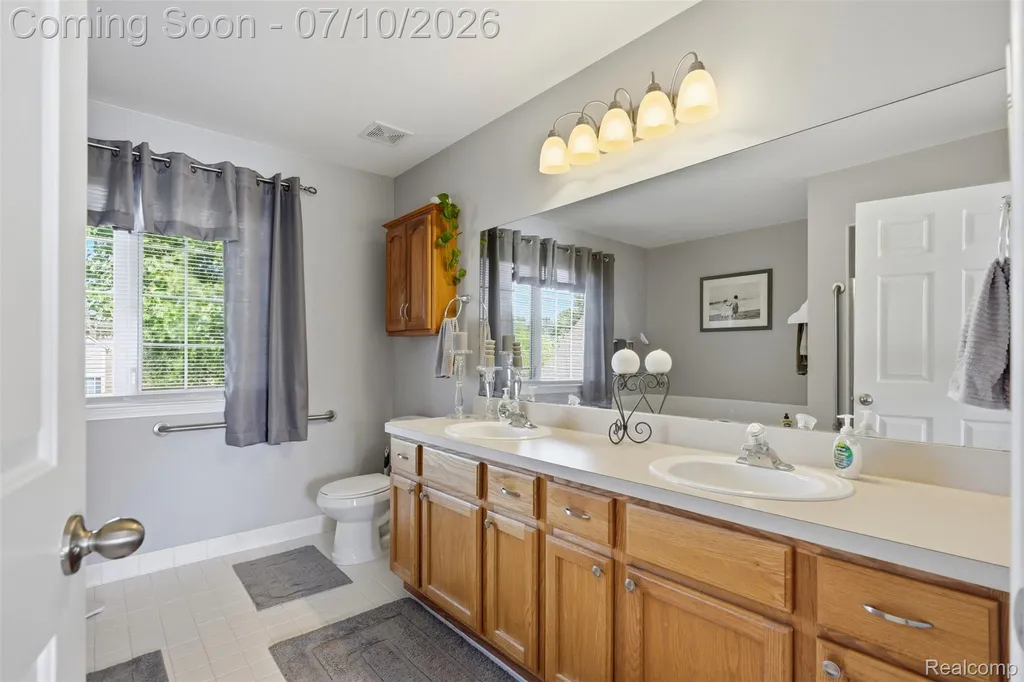 7903 Turnberry Drive Northfield Township MI 48189