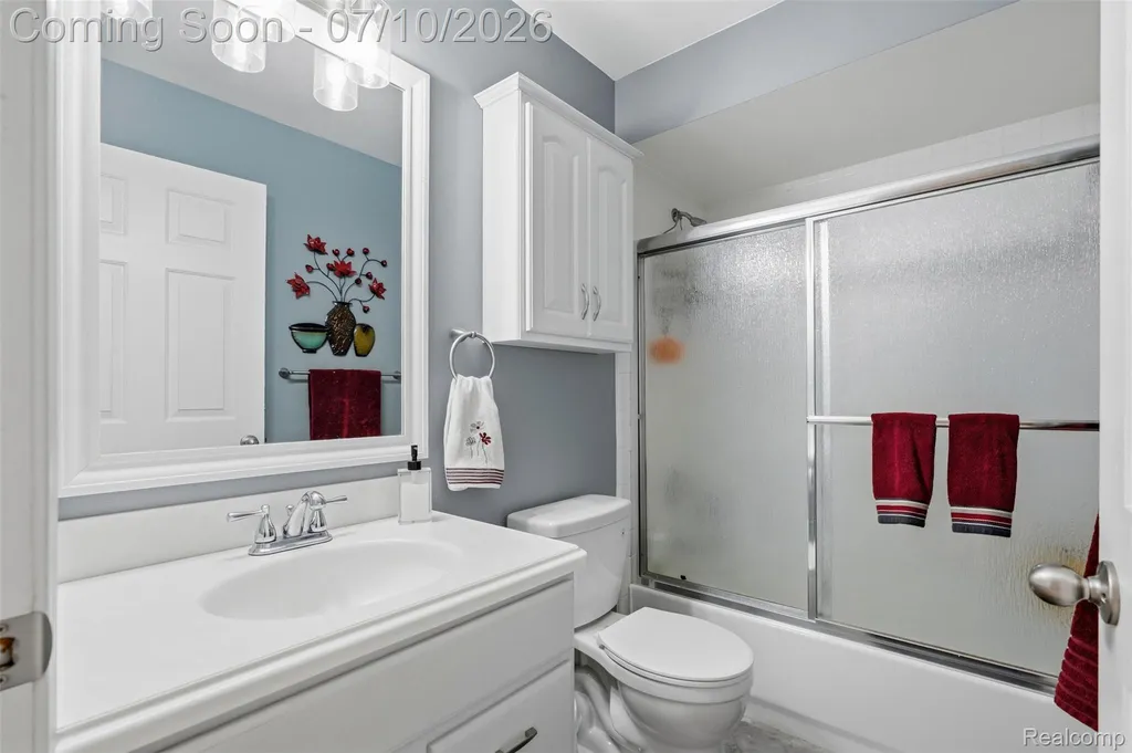 7903 Turnberry Drive Northfield Township MI 48189
