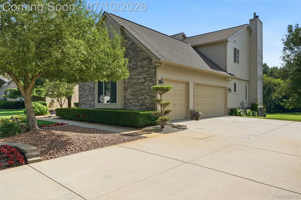 7903 Turnberry Drive Northfield Township MI 48189