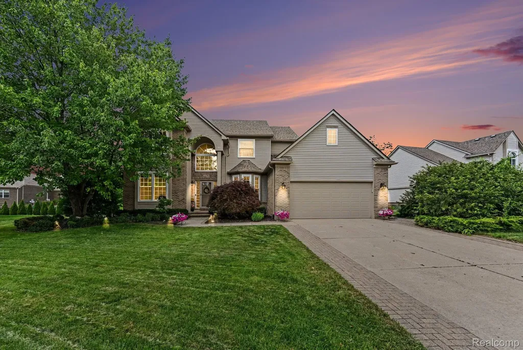 3178 Thimbleberry Court Wixom City MI 48393
