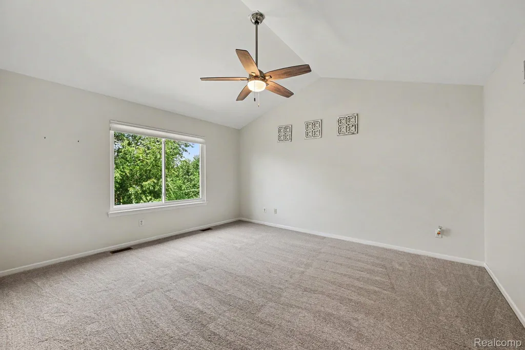3178 Thimbleberry Court Wixom City MI 48393
