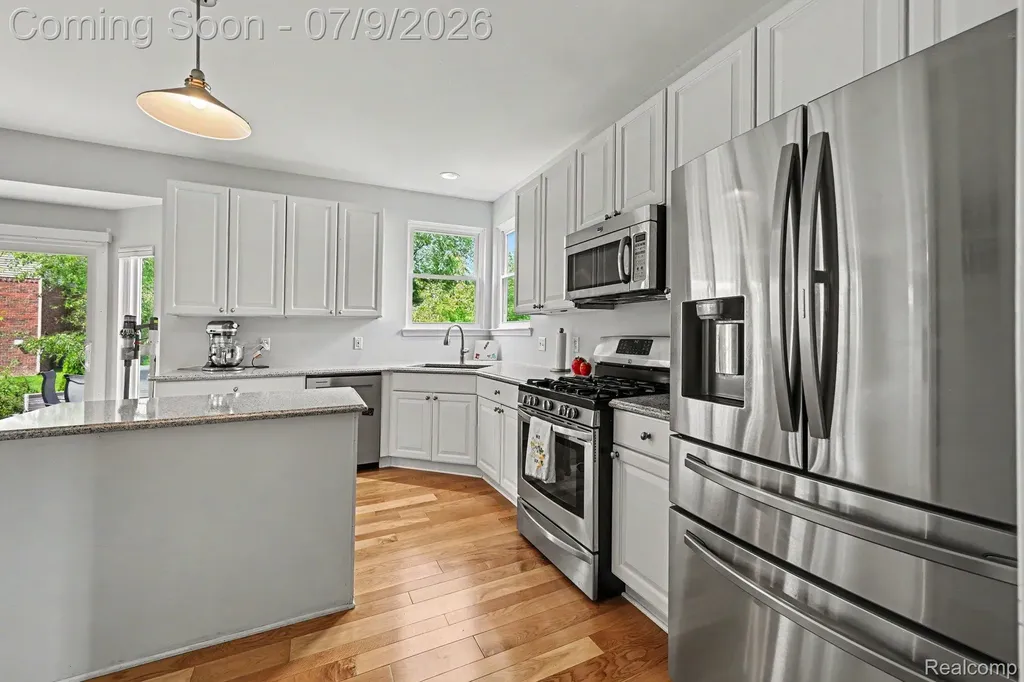 3178 Thimbleberry Court Wixom City MI 48393