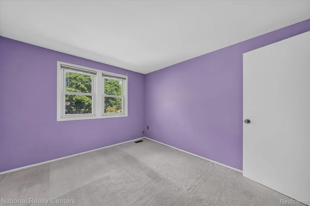 1641 Brentwood Drive Troy City MI 48098